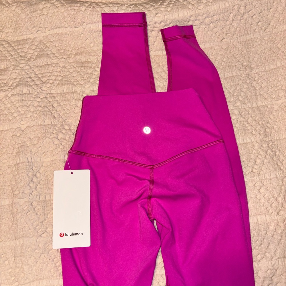 🆕 (offers welcome) Lululemon Pow Pink Align HR leggings 28”
